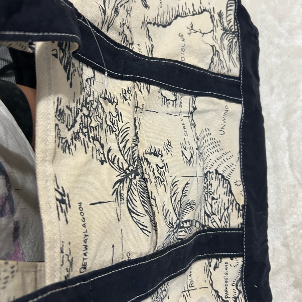 Canvas tote - Picture 3 of 3